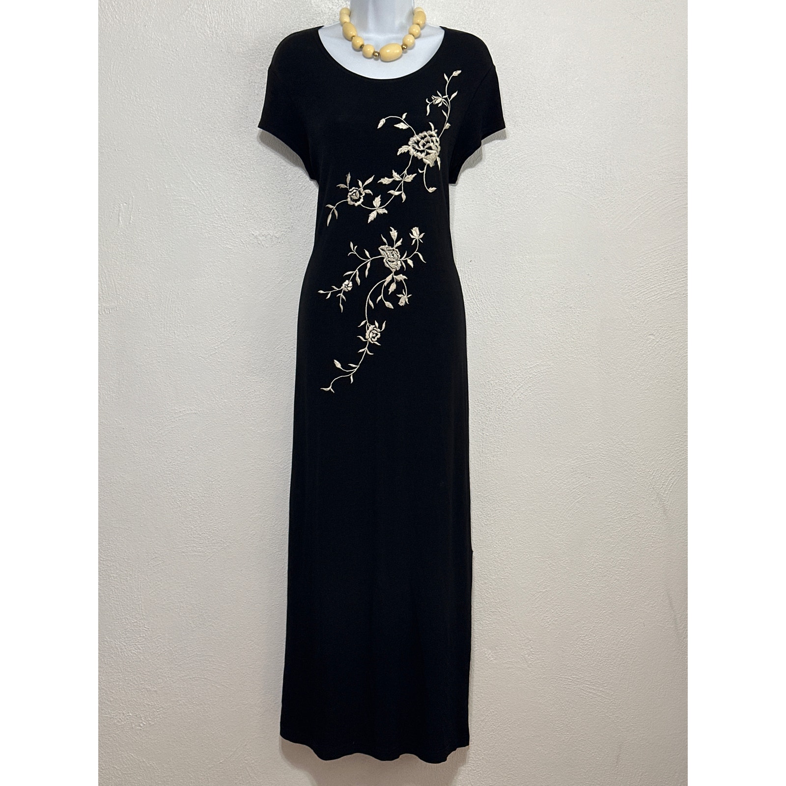 Vtg Veve Maxi Floral Embroidered Dress 12 Black Dark Romantic City Nights Glam